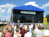 XI POWIATOWY PRZEGLĄD PIOSENKI ŻOŁNIERSKIEJ I PARTYZANCKIEJ - UCHANIE 2011